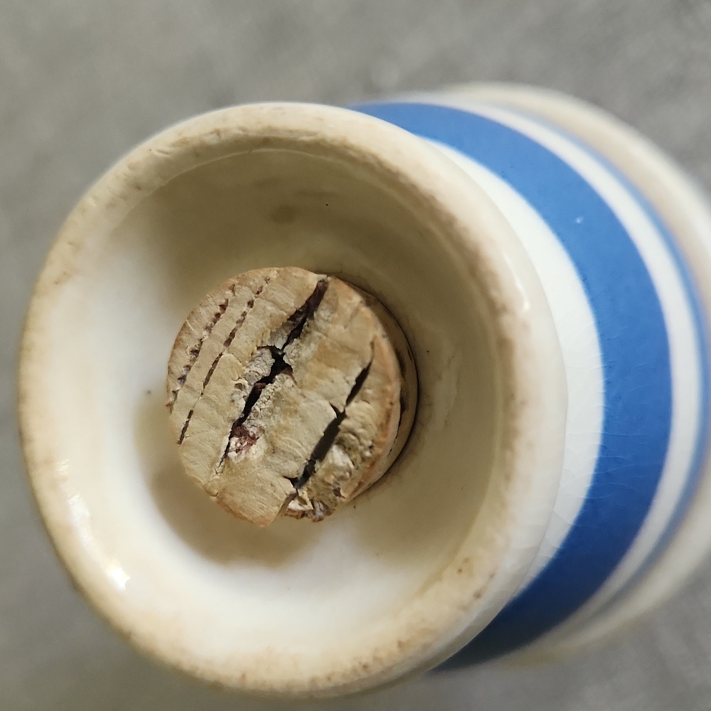 Cornishware Vintage Blue and White Stripe Egg Cup And Pepper Shaker - Picture 8 of 9